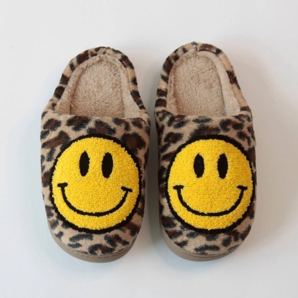 Animal Print Smiley Face Cheetah Slippers - Picture 3 of 9